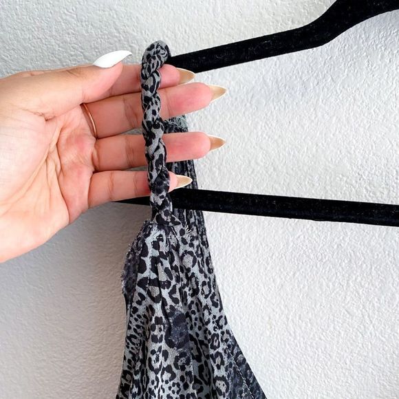 Free people Siren Song Wrap Surplice V-Neck Sleeveless Bodysuit - Picture 4 of 16